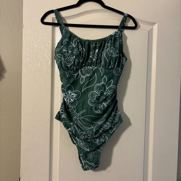 NWOT Women's Tummy Control One Piece Swimsuit Bathing suit SZ M - Picture 1 of 6
